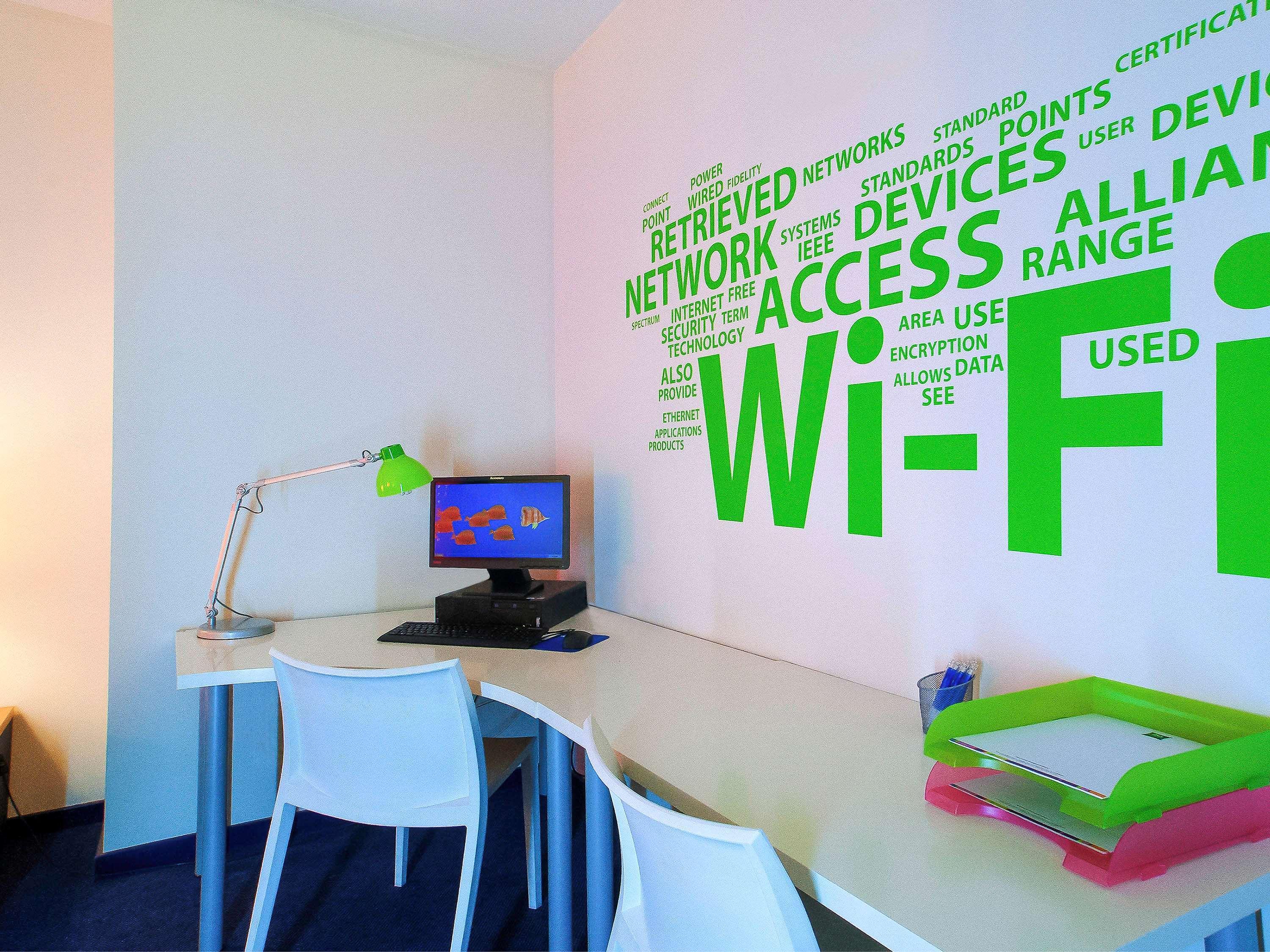 Ibis Styles Zaragoza Ramiro I Otel Dış mekan fotoğraf