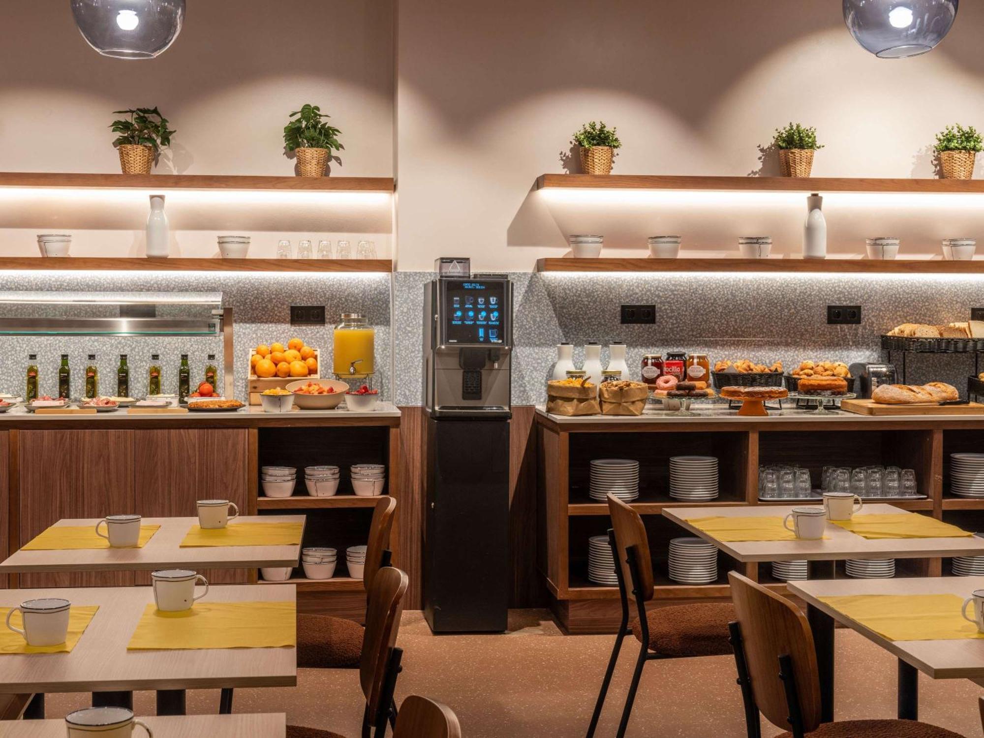 Ibis Styles Zaragoza Ramiro I Otel Dış mekan fotoğraf