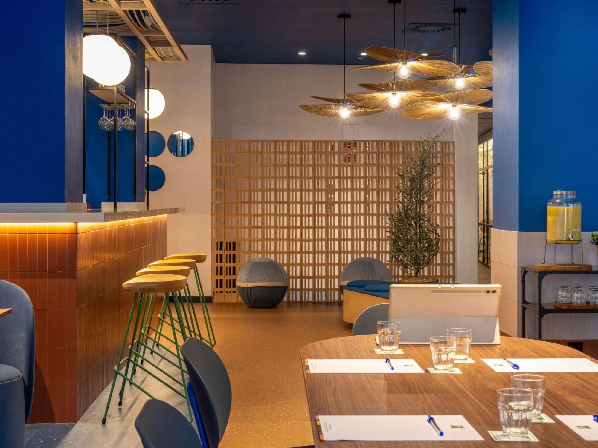 Ibis Styles Zaragoza Ramiro I Otel Dış mekan fotoğraf