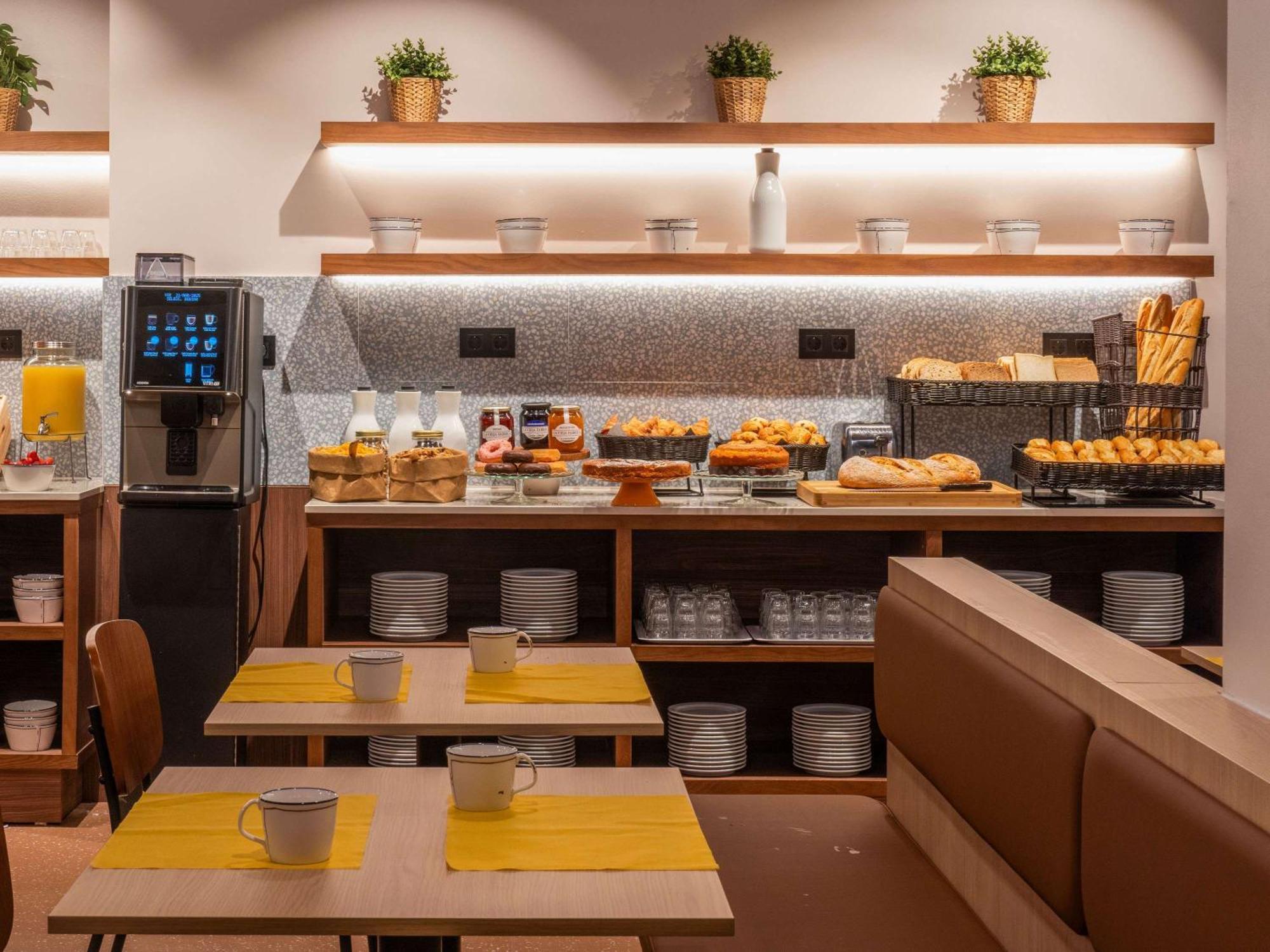 Ibis Styles Zaragoza Ramiro I Otel Dış mekan fotoğraf