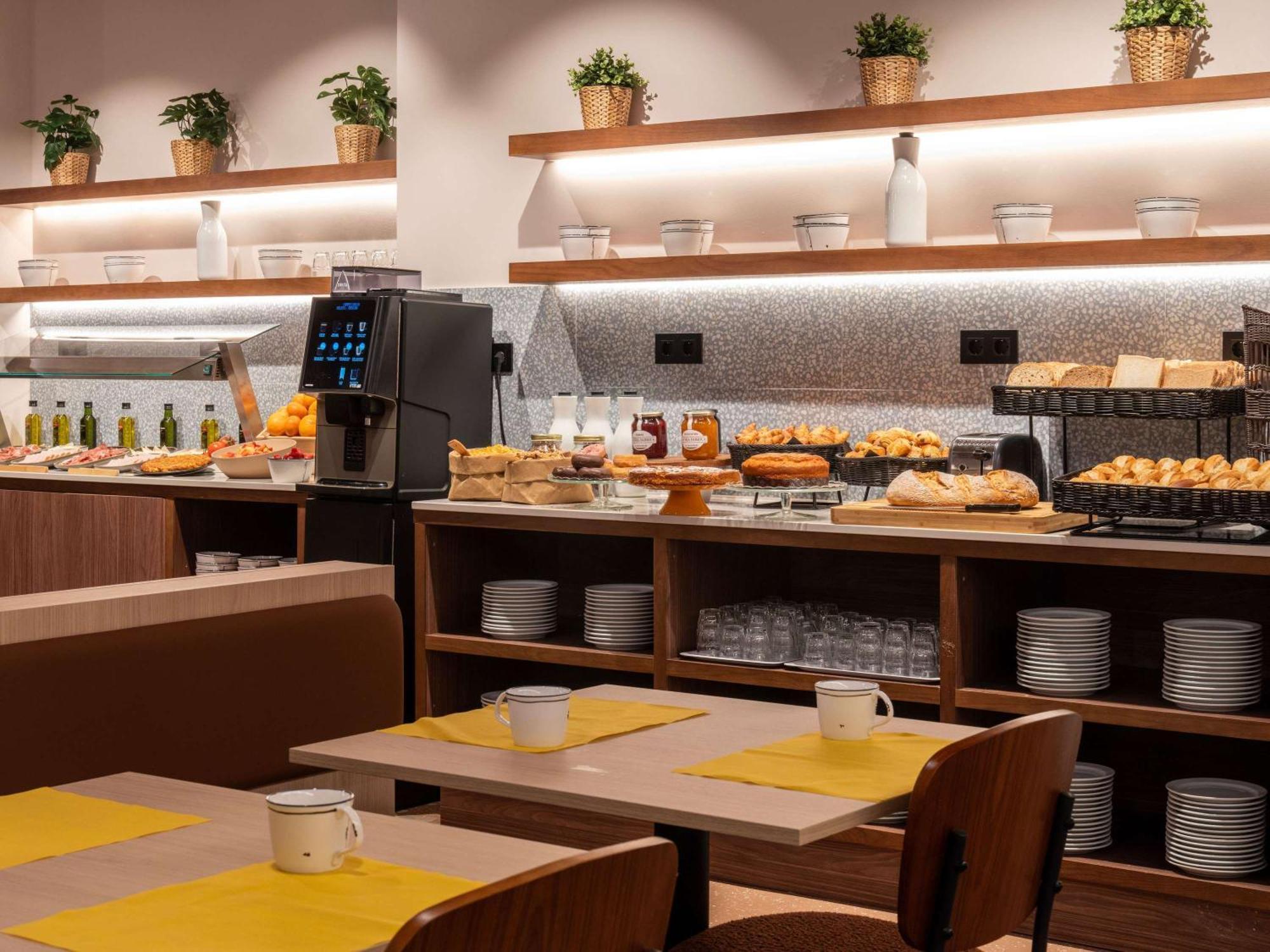 Ibis Styles Zaragoza Ramiro I Otel Dış mekan fotoğraf
