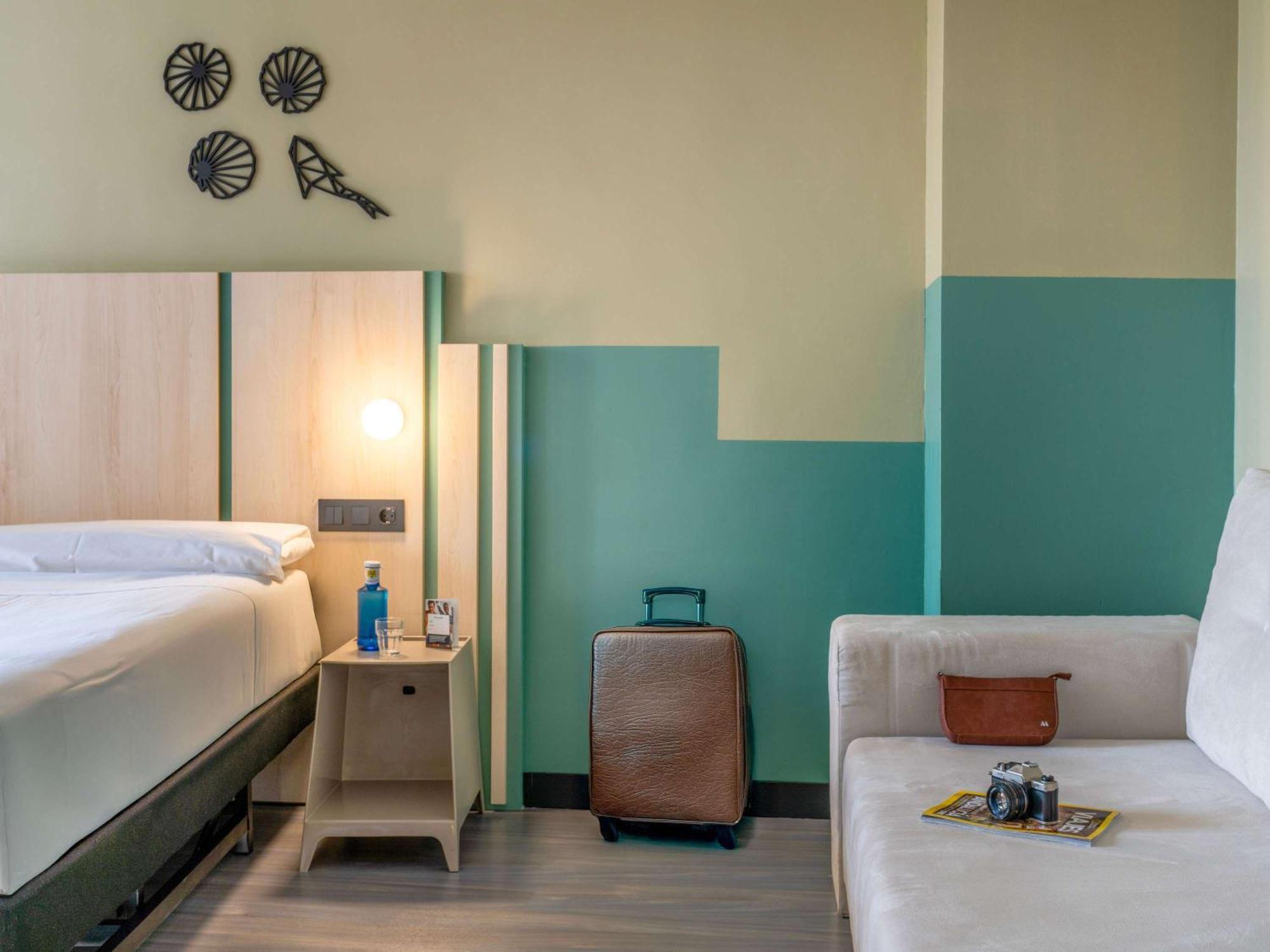 Ibis Styles Zaragoza Ramiro I Otel Dış mekan fotoğraf