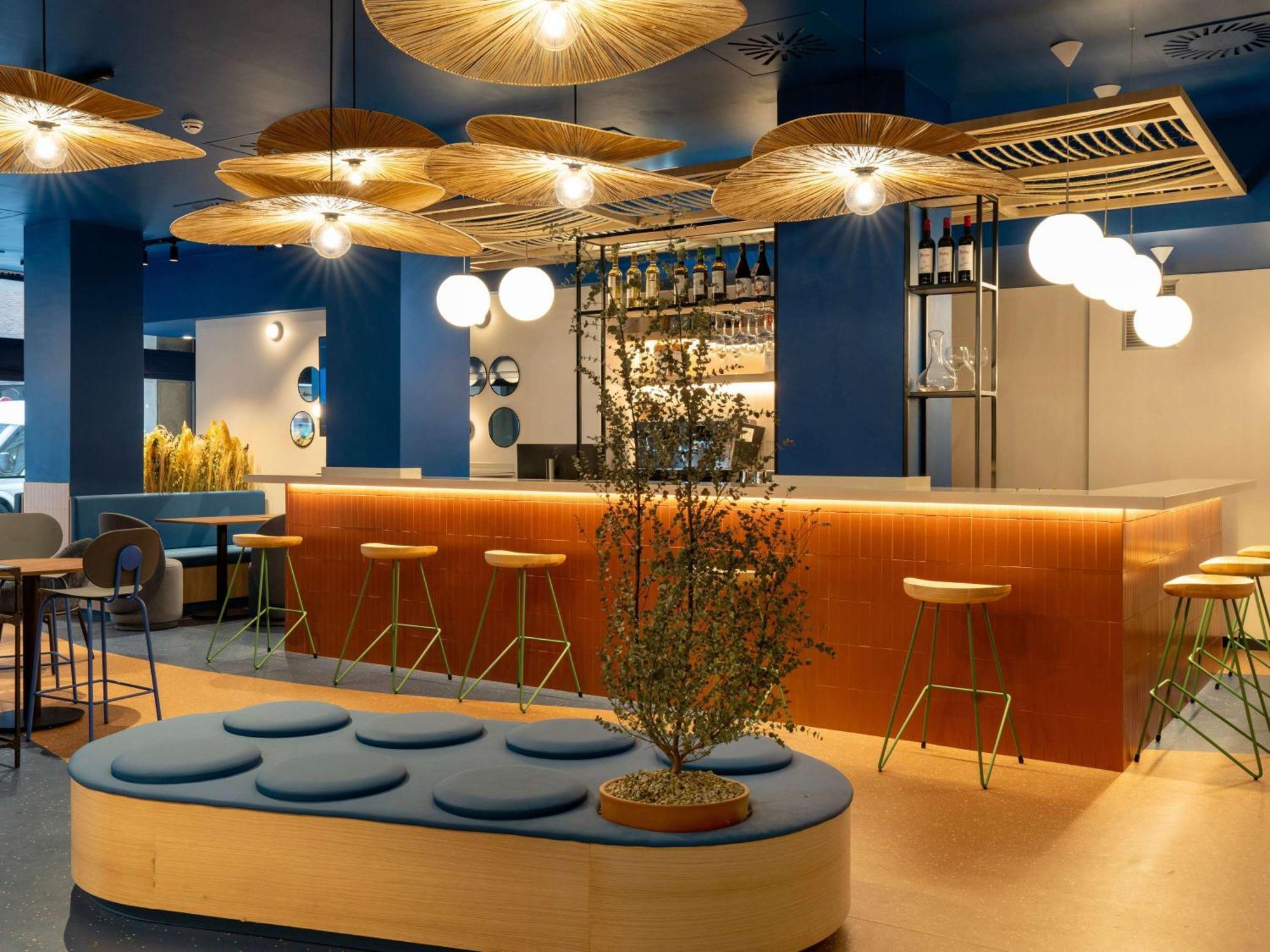Ibis Styles Zaragoza Ramiro I Otel Dış mekan fotoğraf