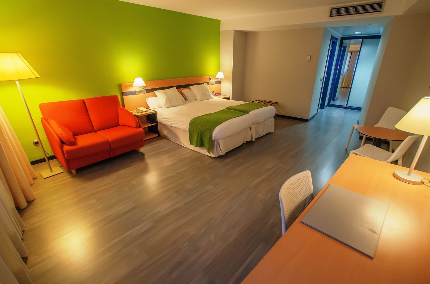 Ibis Styles Zaragoza Ramiro I Otel Dış mekan fotoğraf